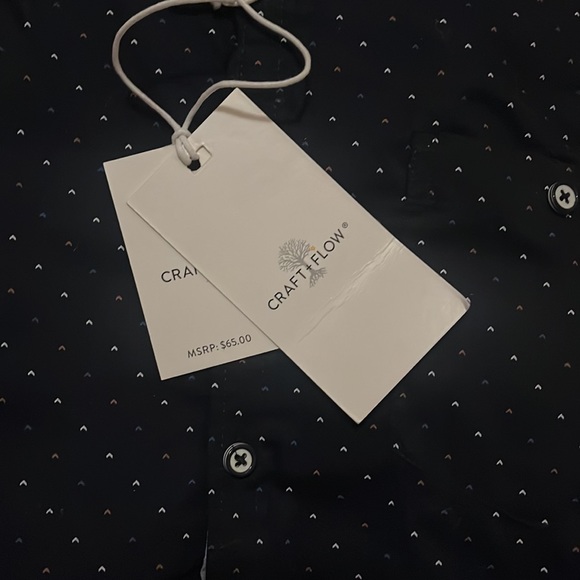 Craft and Flow Mens dotted shirt - Picture 3 of 5